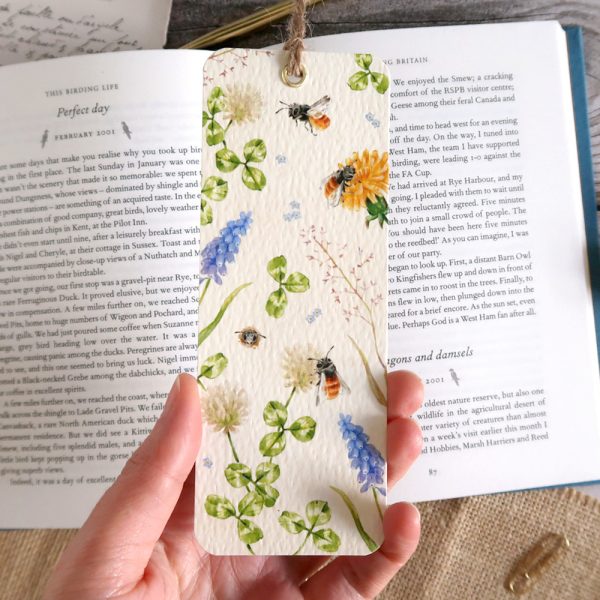 marque-page illustré motif aquarelle osmie cornue abeille sauvage fleurs de printemps